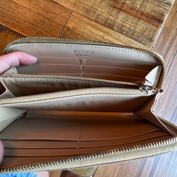 Jimmy Choo star studded collection zip around wallet. - Picture 9 of 11